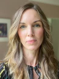 Lydia Hopper's Instagram, Twitter & Facebook