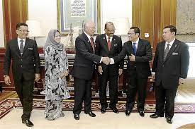 Setiausaha politik perdana menteri korup, malaikat membisu. Najib Tackle Issues Via Dialogue And Engagement The Star