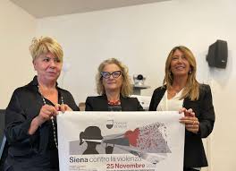 Siena contro la violenza: convegni, mostre e flash mob a sostegno delle  politiche di parità - Antenna Radio Esse