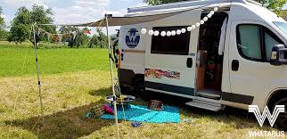 Also, es geht auch hier in deutschland einen wohnwagen zu bauen und dann auch offiziell abnehmen zu lassen. Sonnensegel Am Wohnmobil Einfach Selber Basteln Unsere Alternative Zur Markise Whatabus