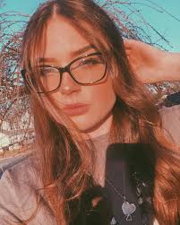 Leila Myers's Instagram, Twitter & Facebook