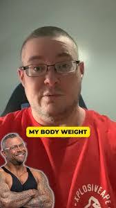 Benonii Aron's Instagram, Twitter & Facebook