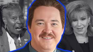 Echo Mallory's Instagram, Twitter & Facebook