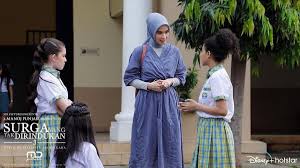 Meirose berusaha keras untuk menciptakan surga di keluarganya, bersama suami dan kedua anaknya. The Heaven None Missed 3 2021 Imdb