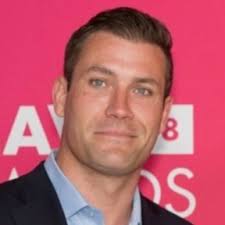 Jake Hay (@notjustkiddin)