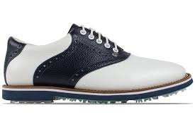 Phil mickelson will fail to automatically qualify for the ryder cup for the first time since 1993 after a mcilroy conceded wednesday that if he wore a fan's shoes this week, he would be pulling for lefty. Tiger Woods Phil Mickelson S 9m Match How To Watch Shop Shoes Footwear News