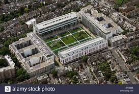 Ils changent ensuite pour un stade de plus grande capacité, l'emirates stadium. Highbury Stadium Stockfotos Und Bilder Kaufen Alamy