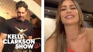 Sofía vergara caught up with e! Sofia Vergara Doesn T Quite Get Joe Manganiello S Dnd Club But She S Here For It Youtube
