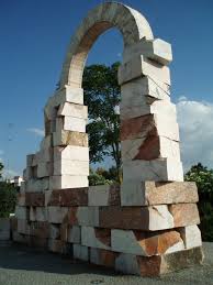 João cutileiro é autor de obras polémicas, como o monumento ao 25 de abril, no parque eduardo vii, em lisboa, ou a escultura de d. Escultura Em Marmore De Joao Cutileiro Evora Escultura Em Marmore Esculturas Marmore