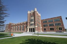 The Most Beautiful Public High School In Every State In America High School In America Public High School States In America