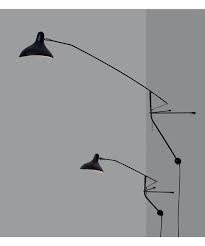Væglampen er utrolig flot og specielt placeret over spisebordet i stedet for en pendel eller over et stuebord, kommer lampen virkelige til sin ret. Mantis Bs2 Mini Wall Lamp Black Schottlander Buy Online