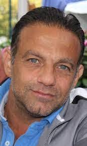 Anthony Vicchiarelli's Instagram, Twitter & Facebook