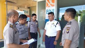 )nsur membantu pimpinan perusahaan tempat dia bertugas dibidang keamanan lingkungan/kawasan kerja. Polda Gorontalo Tertibkan Satpam Tanpa Kta Jurnal Security