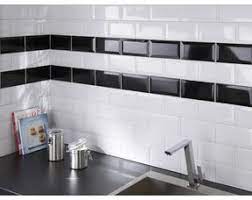 Comment poser carrelage metro blanc language fr pose carrelage salle de bain sur ancien carrelage pose voir plus d idees sur le theme carrelage metro idees salle de bain carrelage from tse1.mm.bing.net il peut alors se marier à de nombreux matériaux (bois, acier, verre, etc.). Carrelage Charlotte 10 X 20 Cm Sols Murs