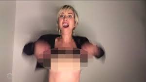 Welcome to Me - Kristen Wiig Nude Exclusive Looks Unveiled
