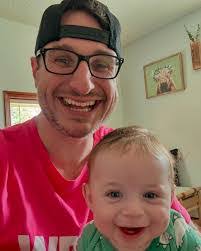 Tony Mastrangelo's Instagram, Twitter & Facebook