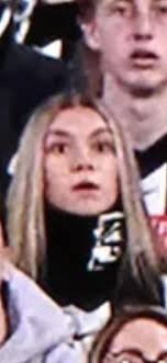 Jamie Elliot takes an absolute screamer : r/AFL