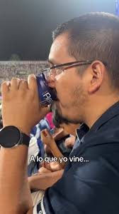 A lo que yo voy al estadio 🤣 #futbol #tranding #foodie