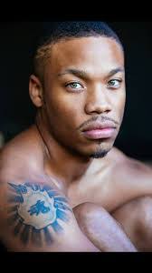 Shaun Dennis's Instagram, Twitter & Facebook