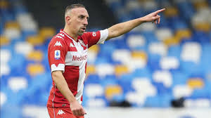 Base de datos de famosos con acusaciones de acoso, abuso y violencia, encubridores y forros en general. Transfer News Vom Donnerstag Ribery Beim Ac Florenz Vor Dem Aus Ruckkehr In Die Bundesliga Eurosport