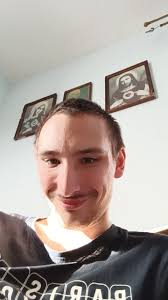 Hej szukam dziewczyny żeby się poznać taka fajna nomlania kochana nie  oszukuje i się spotykać z nią mam u ciebie szansę to proszę wysłać  zaprosznie do znajomych i albo napisz do mnie