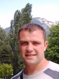 Damian Dye's Instagram, Twitter & Facebook