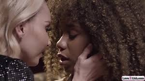 Love2Lick.com - Ebony babe has 1st lesbian experience with a sex worker.The  milf sucks her big tits and then fingers her pussy.Then the black girl  gives her oral sex - XNXX.COM