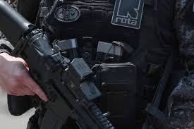 Mortes de suspeitos pela PM após ataque a tenente atrapalham investigação, segundo a Polícia Civil