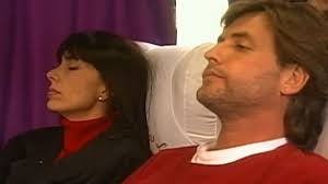 Watch El país de las mujeres (1998) Online for Free