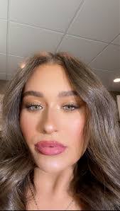 Lauren Maxwell's Instagram, Twitter & Facebook