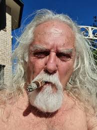 Herrera Esteli Habano Robusto Grande Pack of 5 Cigars CigarPlace.com