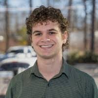 Derek Garris's Instagram, Twitter & Facebook