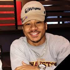 Malcolm Lofton's Instagram, Twitter & Facebook