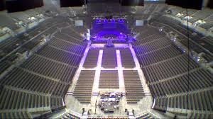 concert setup centurylink center omaha