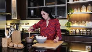 Find your favorite and dig in. 10 Indonesian Youtube Cooking Channels For Every Type Of Home Chef