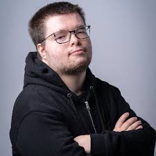 Liam 🐺 (@Liam__Gregory)