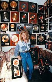 When i was younger and i was in the charts there was so much. Bonnie Tyler Wikipedia