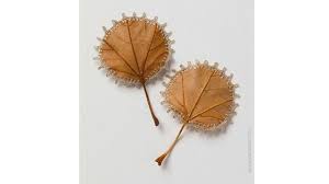 Jangan sampai kelewatan moment bertukar ucapan di hari raya ya (pssst, kalau. Wanita Ini Sulap Daun Kering Jadi Karya Seni 5 Hasilnya Bikin Takjub Hot Liputan6 Com