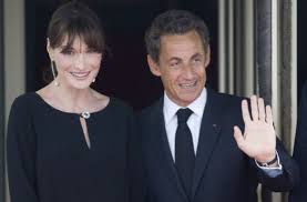 Todas las noticias e información sobre nicolas sarkozy, expresidente de la república francesa. Frankreich Nicolas Sarkozy Meldet Sich Zuruck Politik Stuttgarter Zeitung