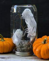 17 Halloween Decor Ideas For A Spooky Office Or Cubicle Cubicle Halloween Decorations Office Halloween Decorations Halloween Mason Jars