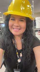 Vicki Grunwald's Instagram, Facebook & TikTok