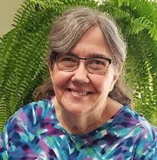 Holly Schick's Instagram, Twitter & Facebook