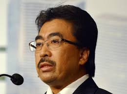 Abstrak kajian ini berkaitan dengan perbelanjaan mengurus dan pembangunan kerajaan persekutuan di malaysia dari tahun 2000. Hutang Kerajaan Persekutuan Berjumlah Rm623 3 Bilion Semasa Mstar