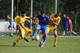 Petrolul ploiești este unul dintre cluburile de mare tradiție din fotbalul românesc, echipă care a fost și campioană și a câștigat și cupa româniei și a jucat în multe rânduri în cupele europene Victorie In Verificarea Cu Petrolul 95 Acs Petrolul 52