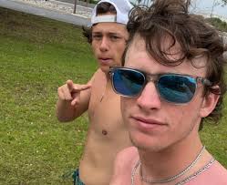 Cody Lyons (@cjlyons34) • Instagram photos and videos