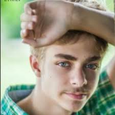 ethan ray hatfield (@mr4getful4)