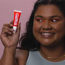 DDB Sydney Copywriter Lucy Hay has teamed up with her sister to create  @clutch_glue: a clothing adhesive and fashion tape alternative that's sweat  resistant, water soluble (so it washes out of your