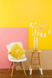 A New Year S Resolution Tree Is The Cutest Way To Stick To Your Goals Pom Pom Tree Diy Pom Pom Newyear