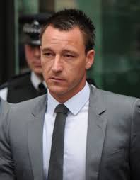 John Terry encara audiencia por racismo