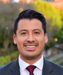 Richard Davila's Instagram, Twitter & Facebook